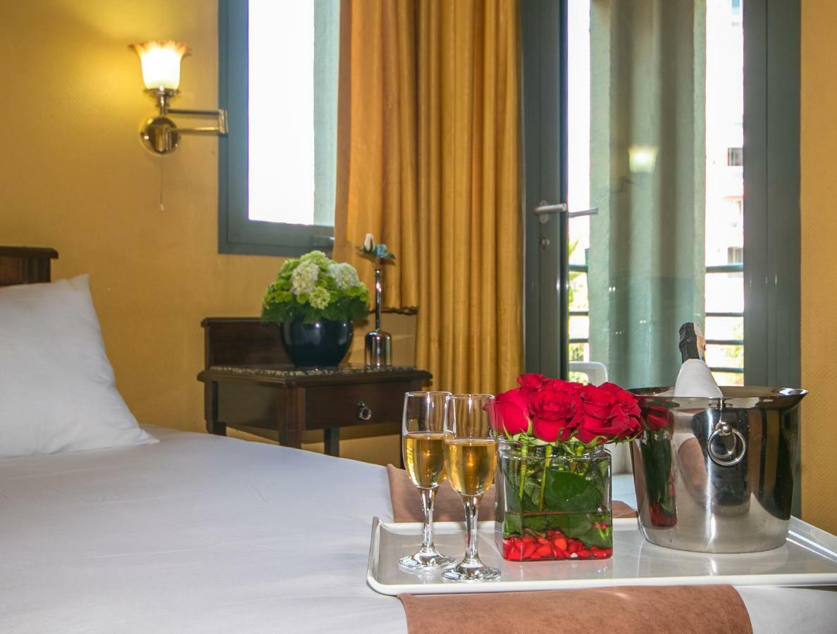Lara Park Hotel Antalya Buitenkant foto